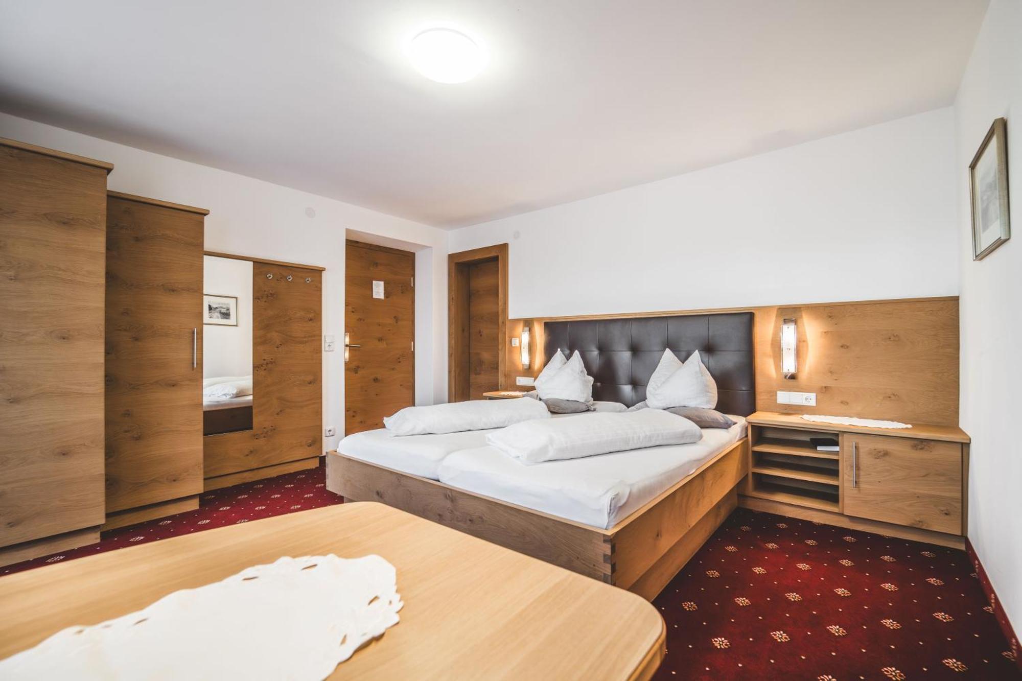 Pension Sonnenheim Шенберґ-ім-Штубайталь Екстер'єр фото