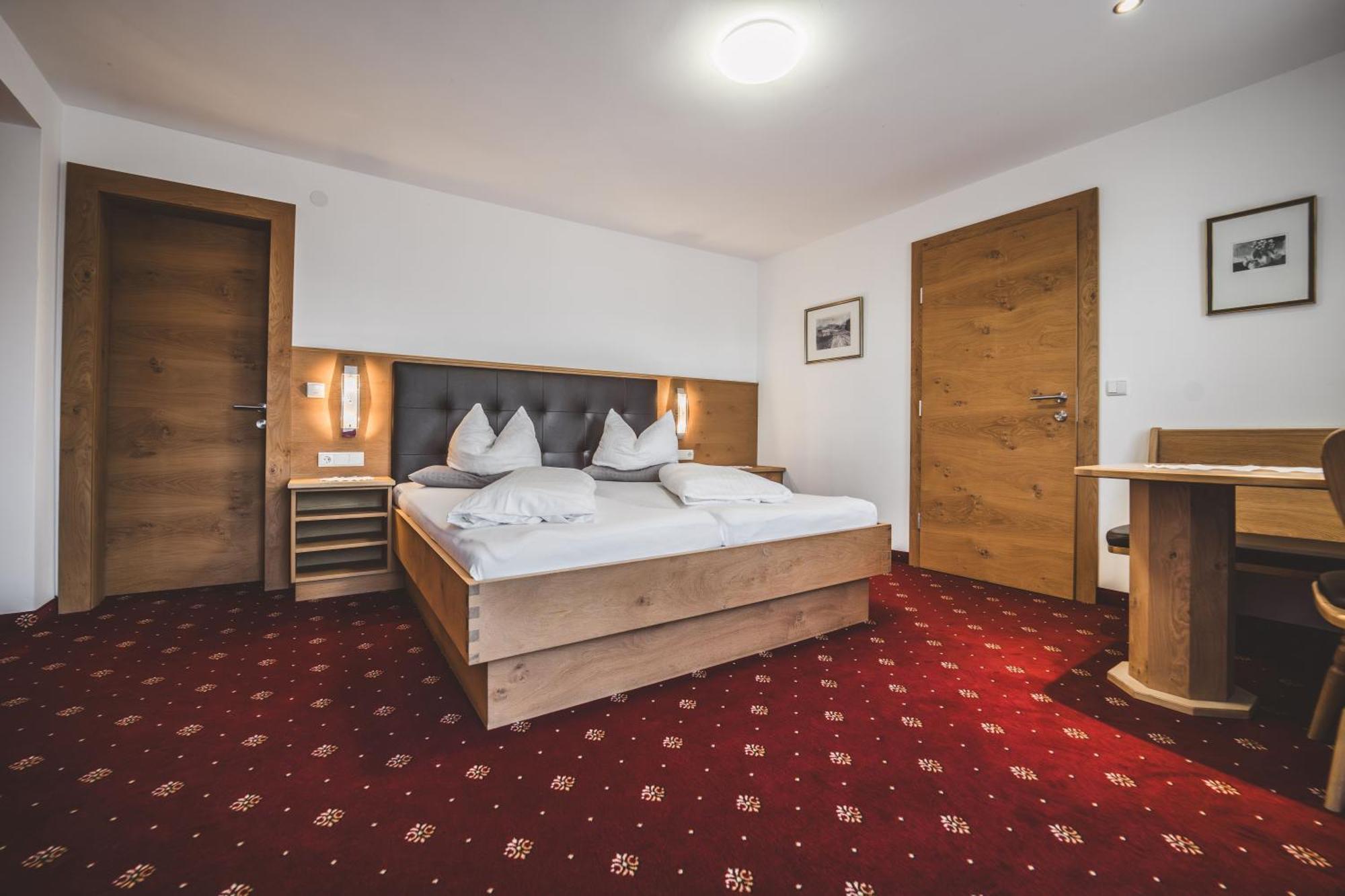 Pension Sonnenheim Шенберґ-ім-Штубайталь Екстер'єр фото