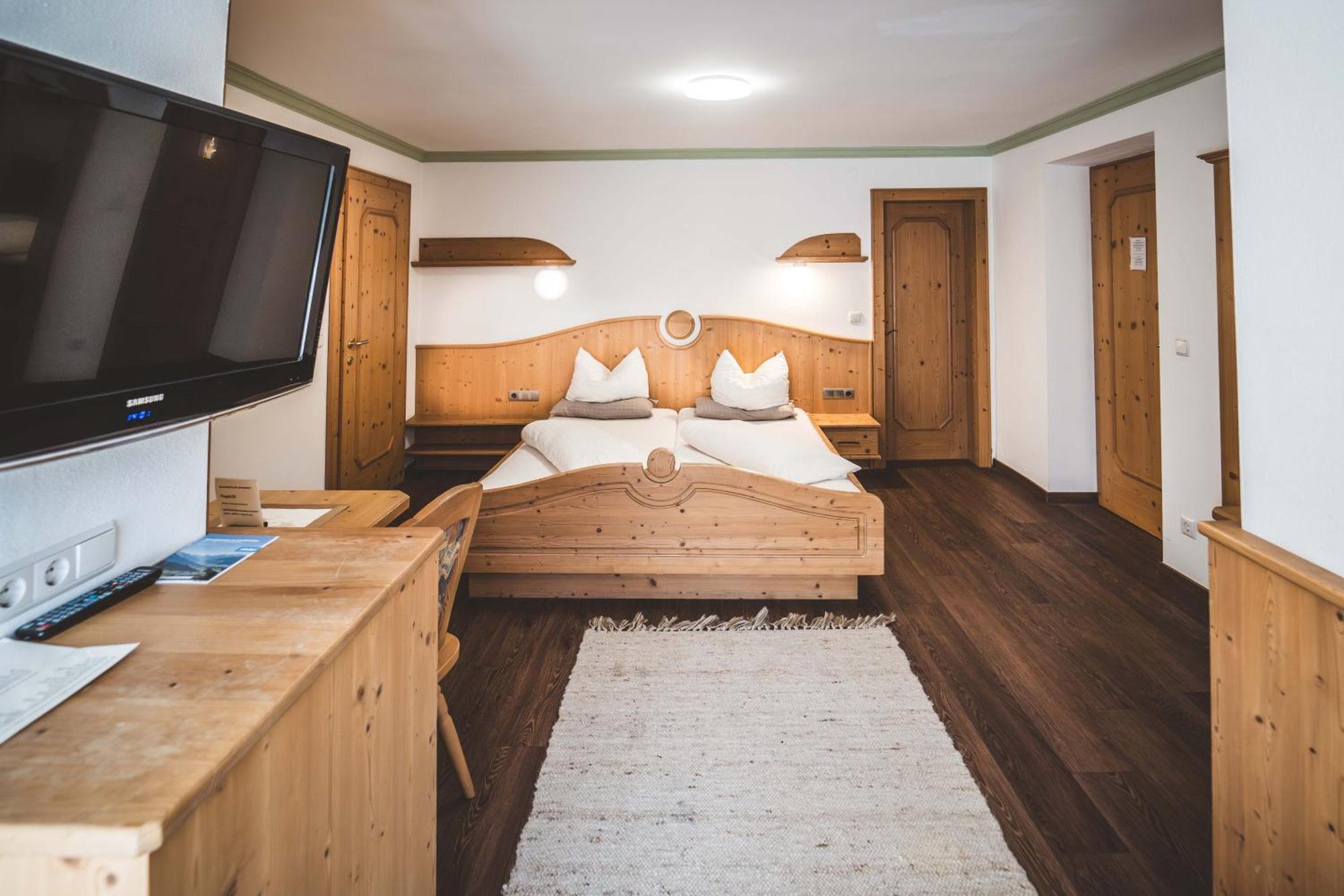 Pension Sonnenheim Шенберґ-ім-Штубайталь Екстер'єр фото