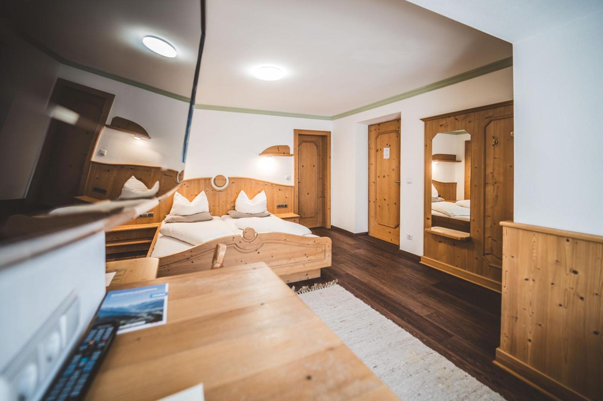 Pension Sonnenheim Шенберґ-ім-Штубайталь Екстер'єр фото