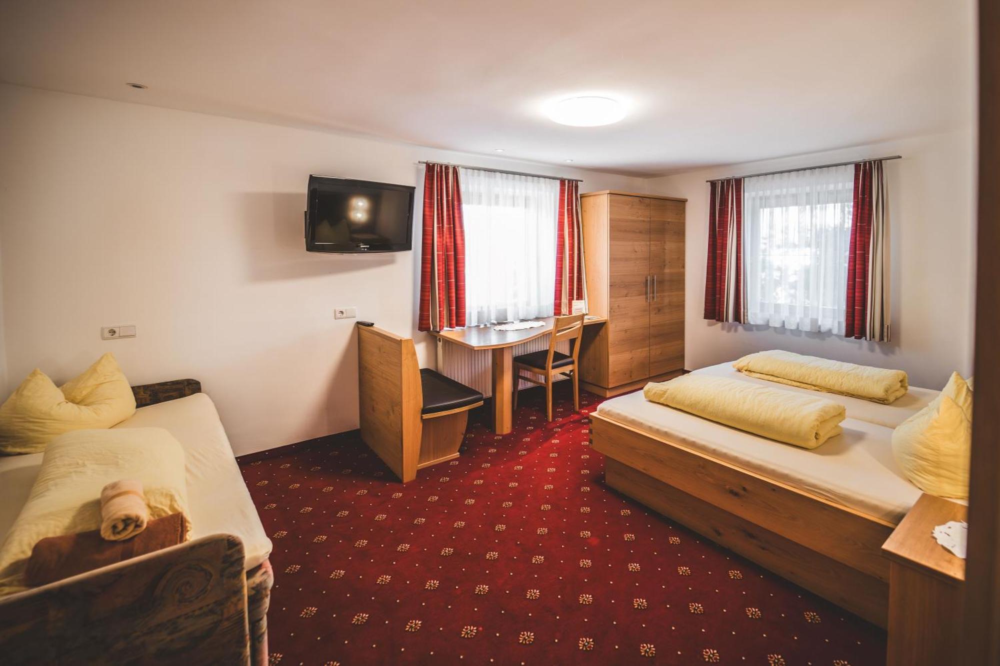 Pension Sonnenheim Шенберґ-ім-Штубайталь Екстер'єр фото