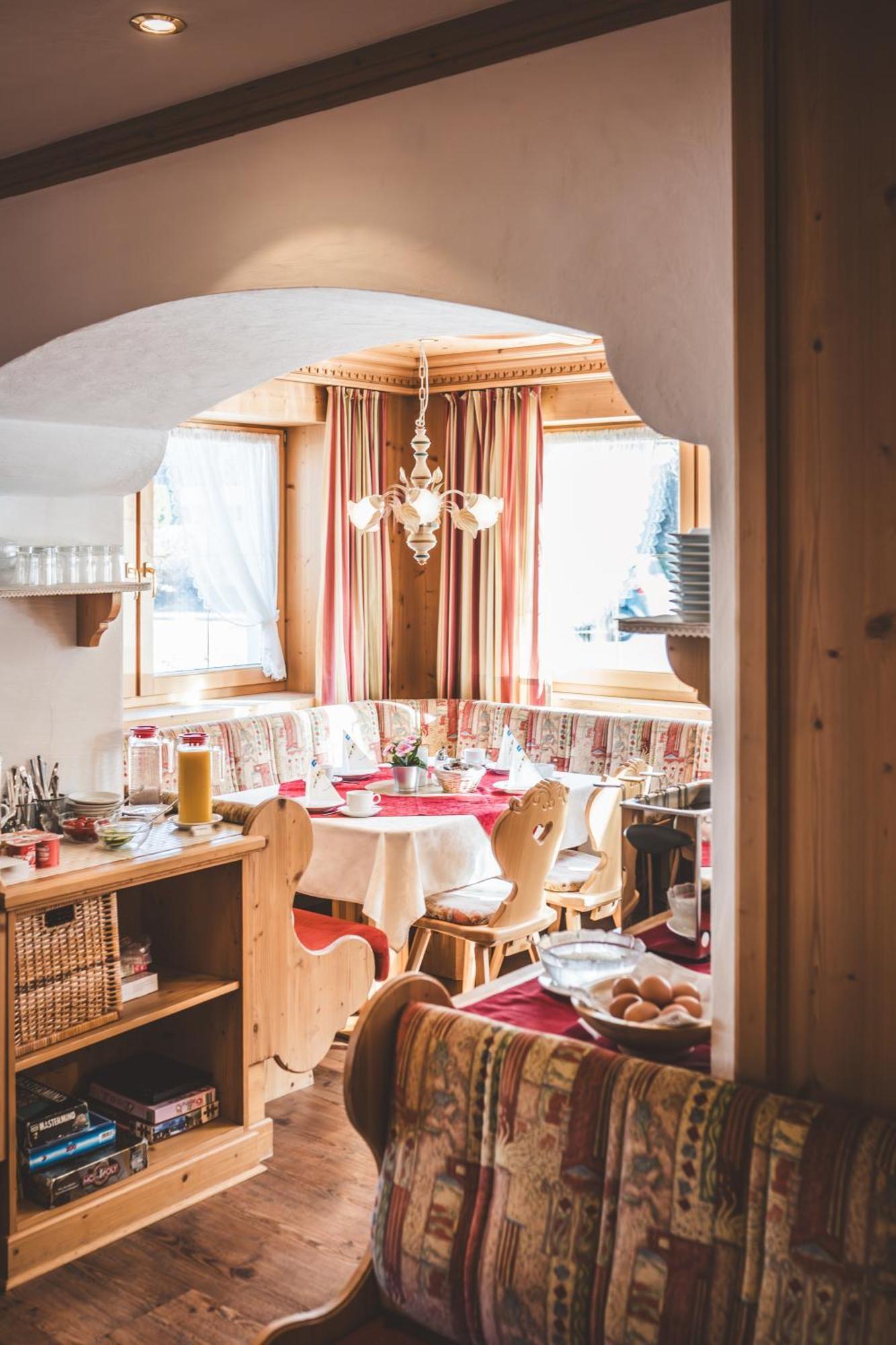 Pension Sonnenheim Шенберґ-ім-Штубайталь Екстер'єр фото