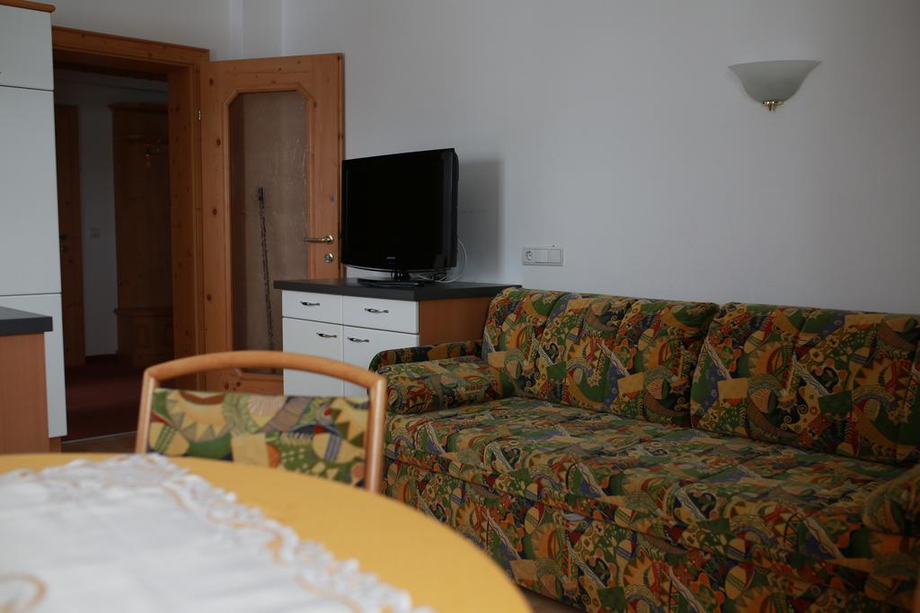 Pension Sonnenheim Шенберґ-ім-Штубайталь Екстер'єр фото