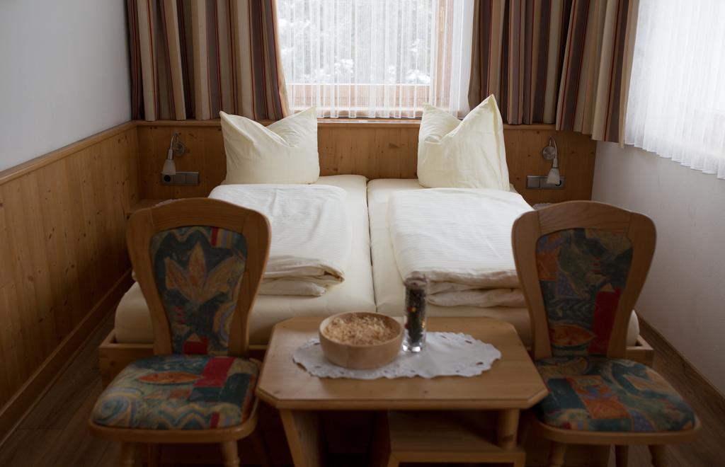 Pension Sonnenheim Шенберґ-ім-Штубайталь Екстер'єр фото